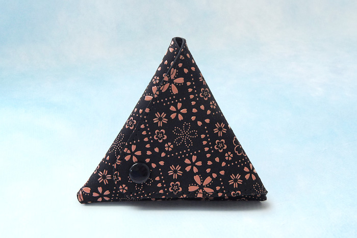 桜格子の印伝 黒ピンク　がま口小銭入